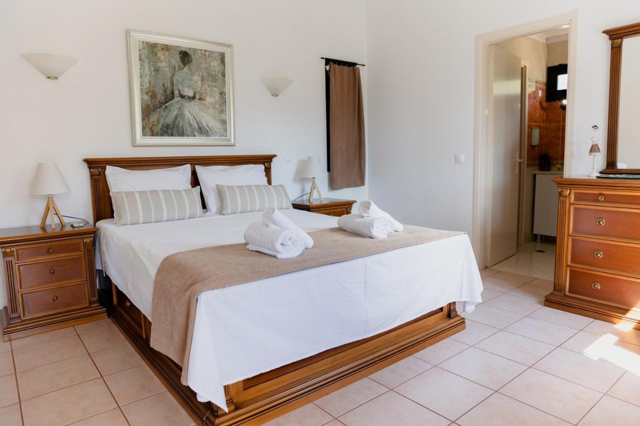 Kouvelia Country Home Luxury Villa Rental Nerotrivia Exterior photo