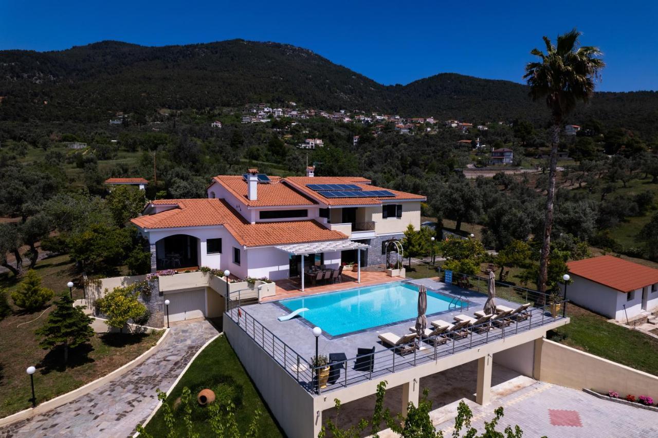 Kouvelia Country Home Luxury Villa Rental Nerotrivia Exterior photo