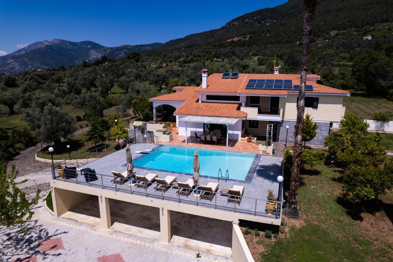 Kouvelia Country Home Luxury Villa Rental Nerotrivia Exterior photo