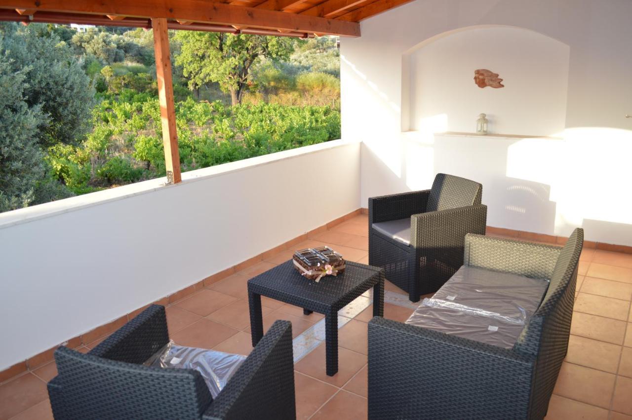Kouvelia Country Home Luxury Villa Rental Nerotrivia Exterior photo
